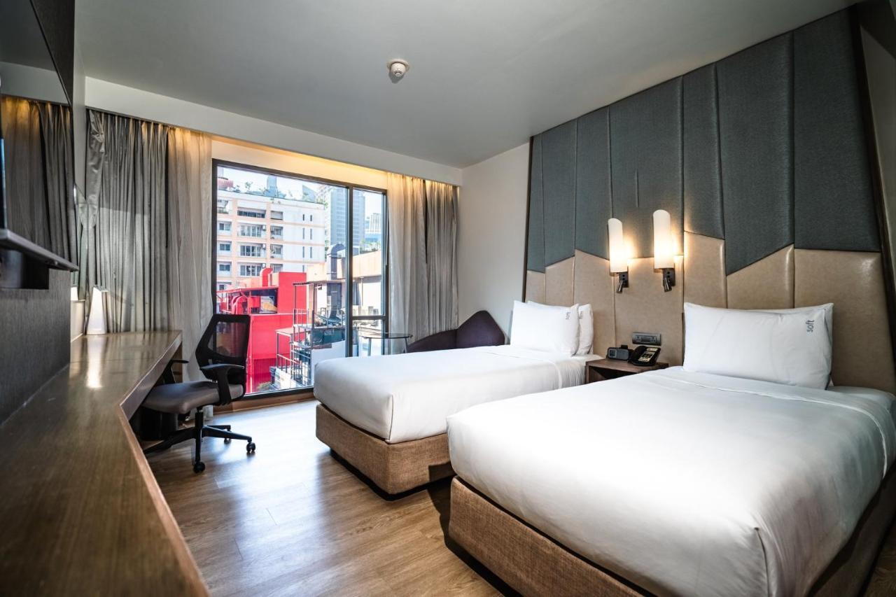 Express Sukhumvit 11 By Ihg Отель Бангкок