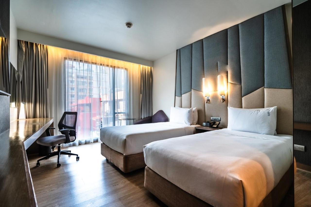 Express Sukhumvit 11 By Ihg Отель Бангкок