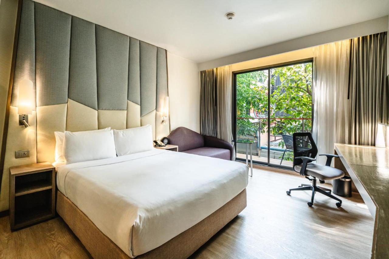 Express Sukhumvit 11 By Ihg Бангкок