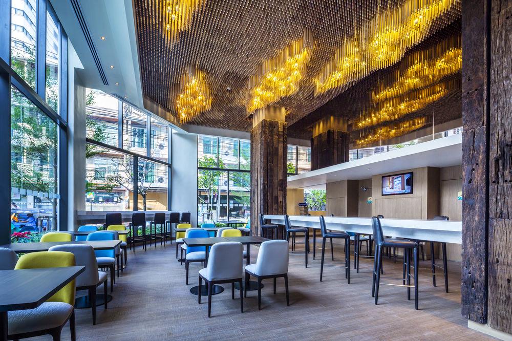 מלון Express Sukhumvit 11 By Ihg בנגקוק
