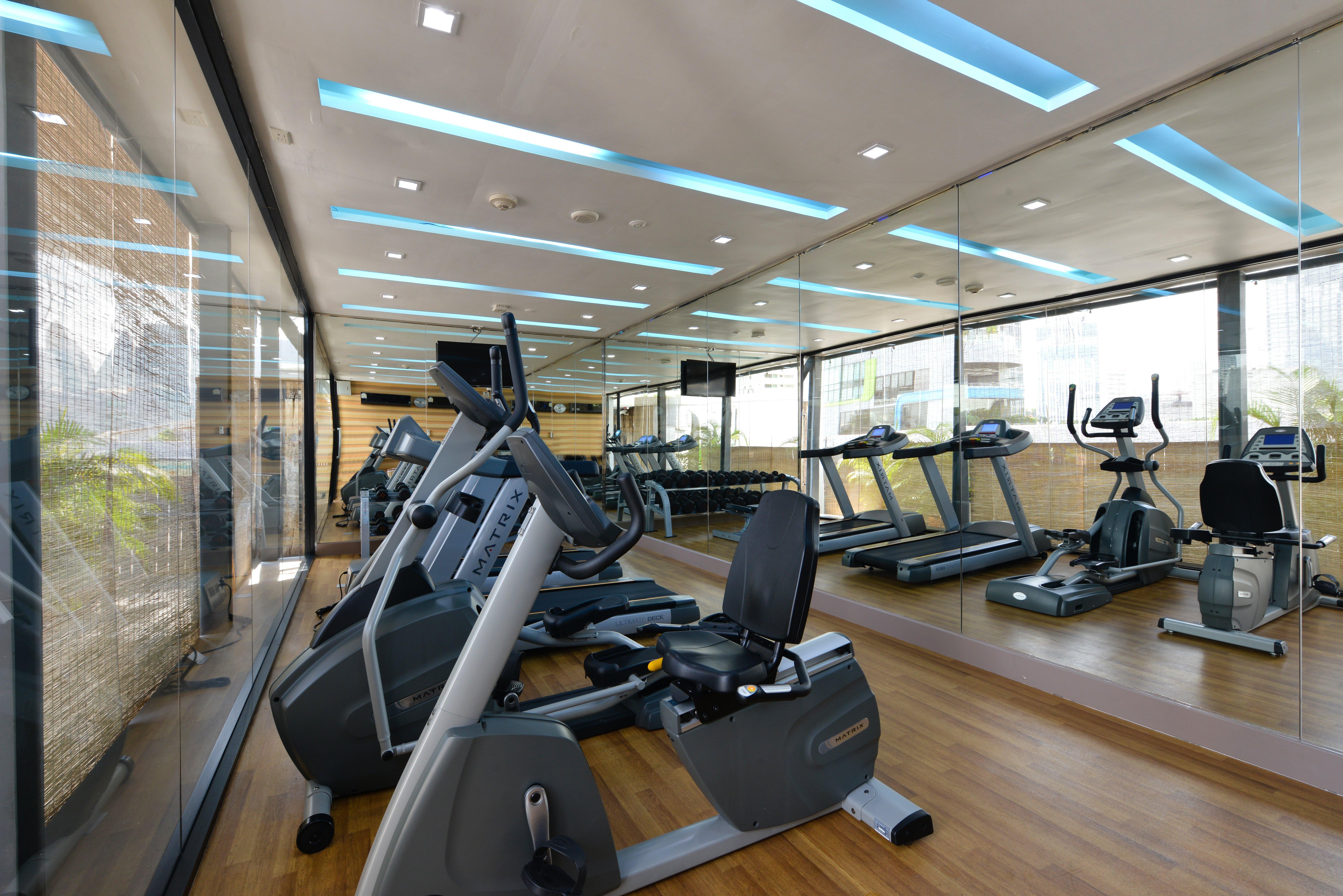 Express Sukhumvit 11 By Ihg מלון 4*