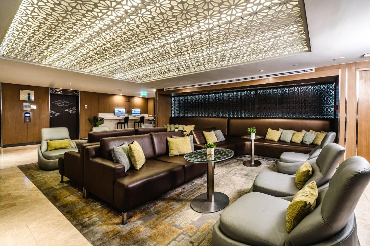 Express Sukhumvit 11 By Ihg מלון